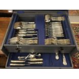 Walker & Hall silver plated twelve place setting canteen of cutlery in fitted case