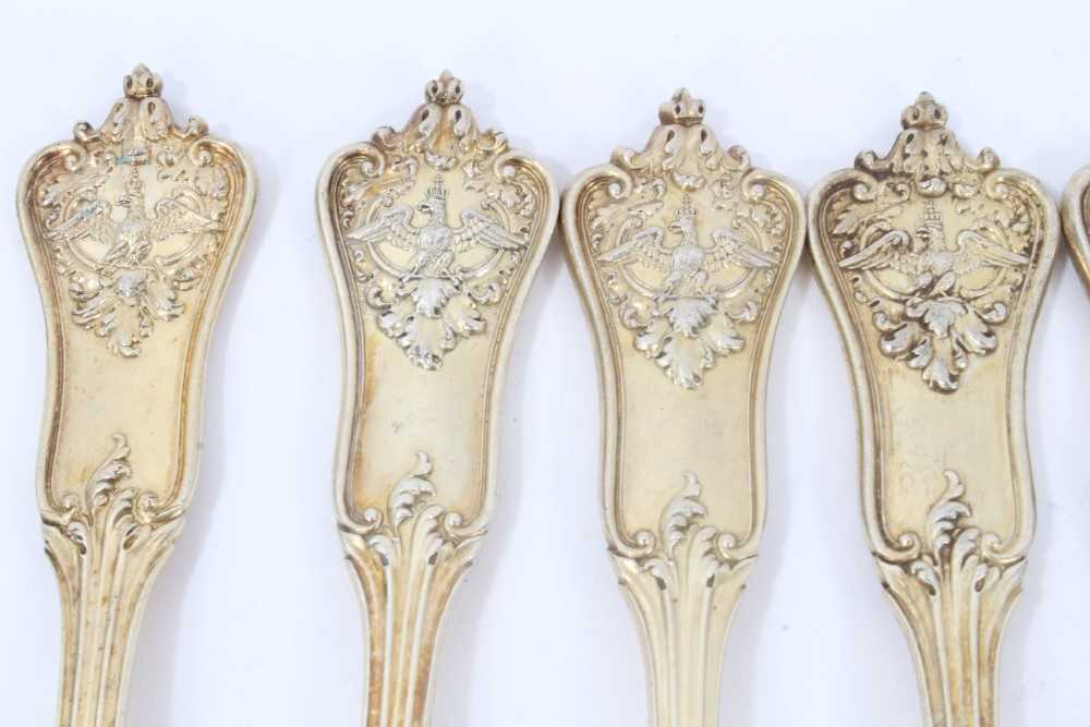 Twelve late 19th/early20th century German Silver-Gilt Dessert Forks, Rococo pattern, from the Royal - Image 2 of 12