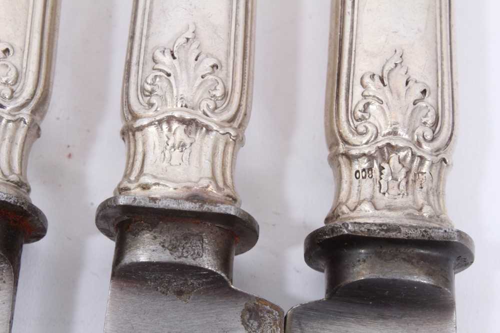 Six Late 19th/early 20th Century German Silver Dinner Knives with steel blades, Rococo pattern handl - Image 6 of 11