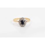 18ct gold sapphire and diamond cluster ring, size N