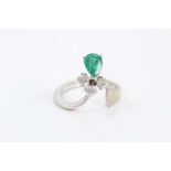 18ct white gold emerald and diamond ring