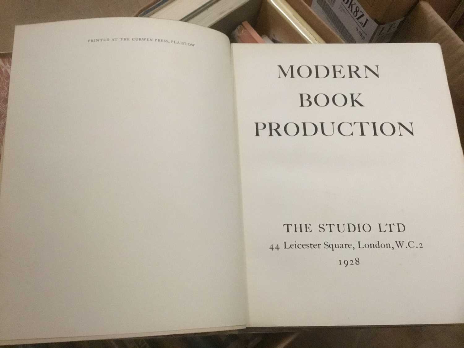 A good collection of books relating to printing, private press and illustrations - Image 7 of 11