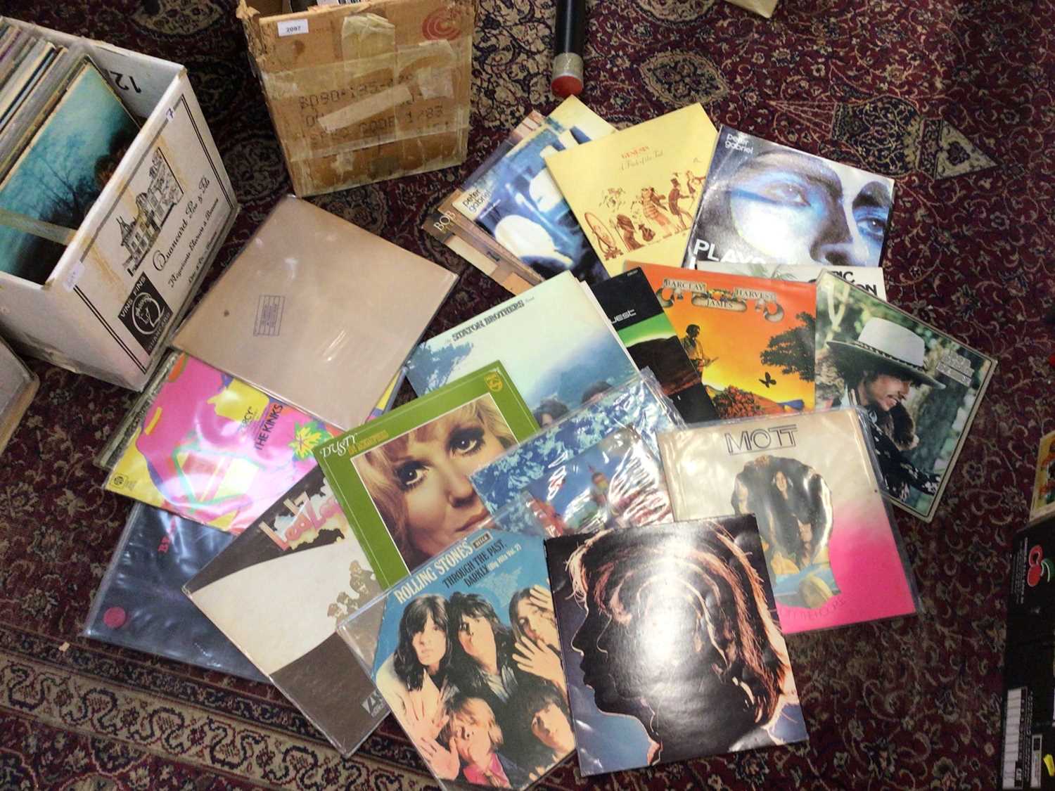 LP's- Over 100 Rock and Pop Vinyl record albums including The Kinks, The Beatles, Rollingstones, Led