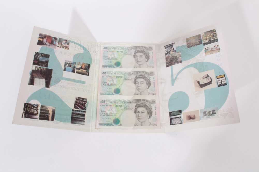 G.B. - Royal Mint issued uncirculated £5 turquoise bank notes to include prefix AB serial number 999