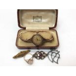 9ct gold rose quartz ring, Victorian brooches and 1930s ladies 9ct gold wristwatch