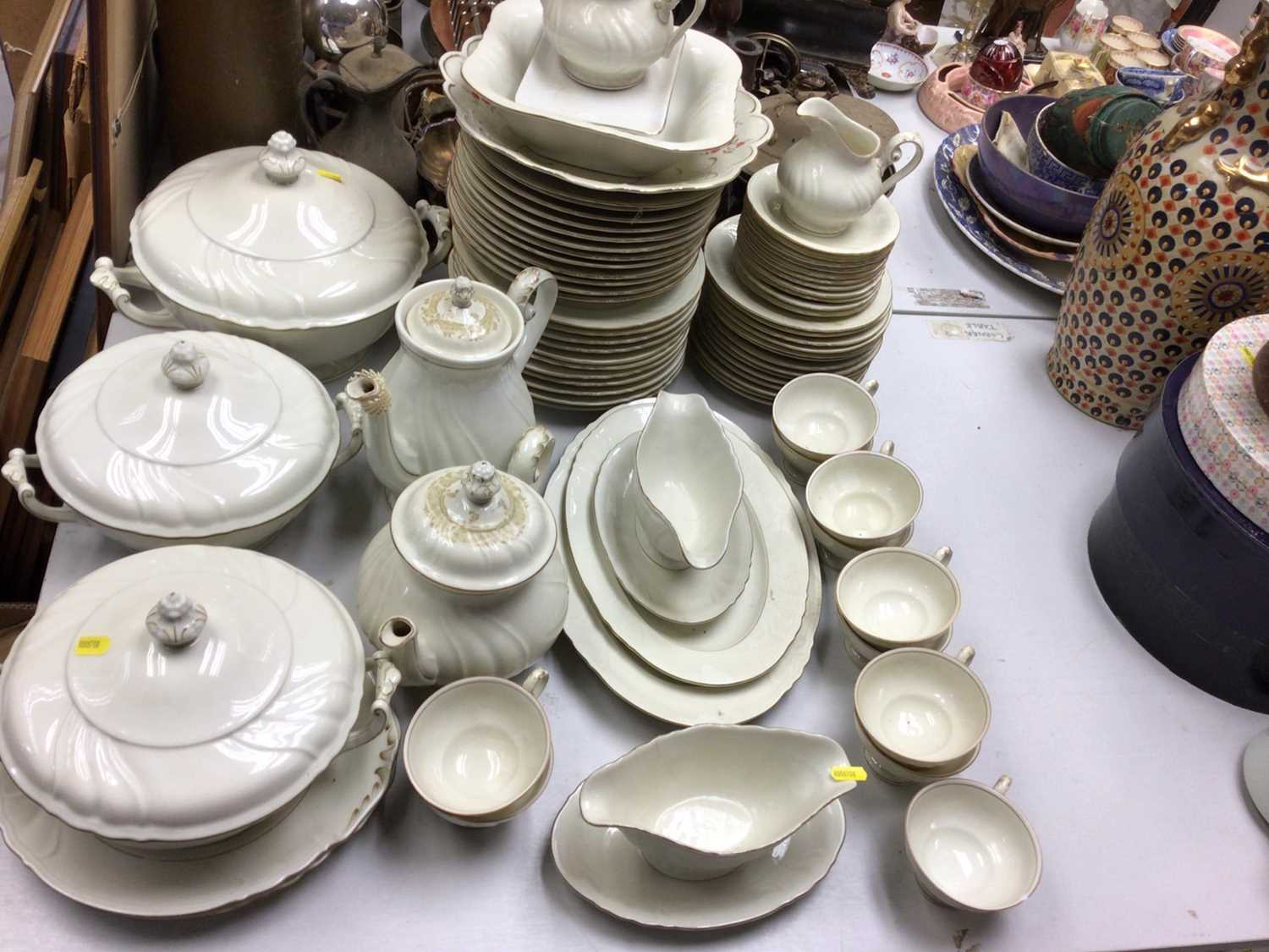 Extensive German porcelain dinner service (qty)