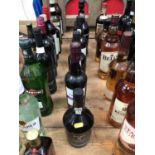 Six bottles of port, including Cockburn's and Croft