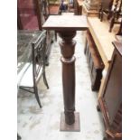 Victorian mahogany torchère, 120cm high