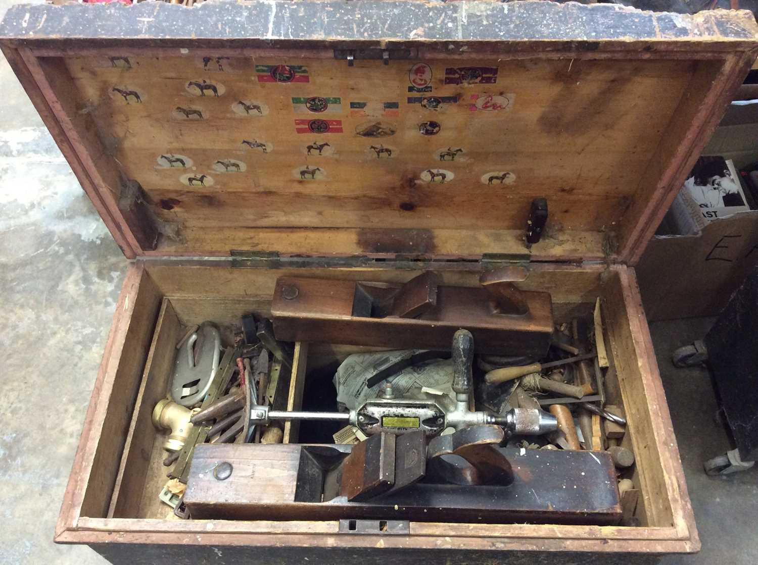 Large old wooden tool box containing quantity of old hand tools
