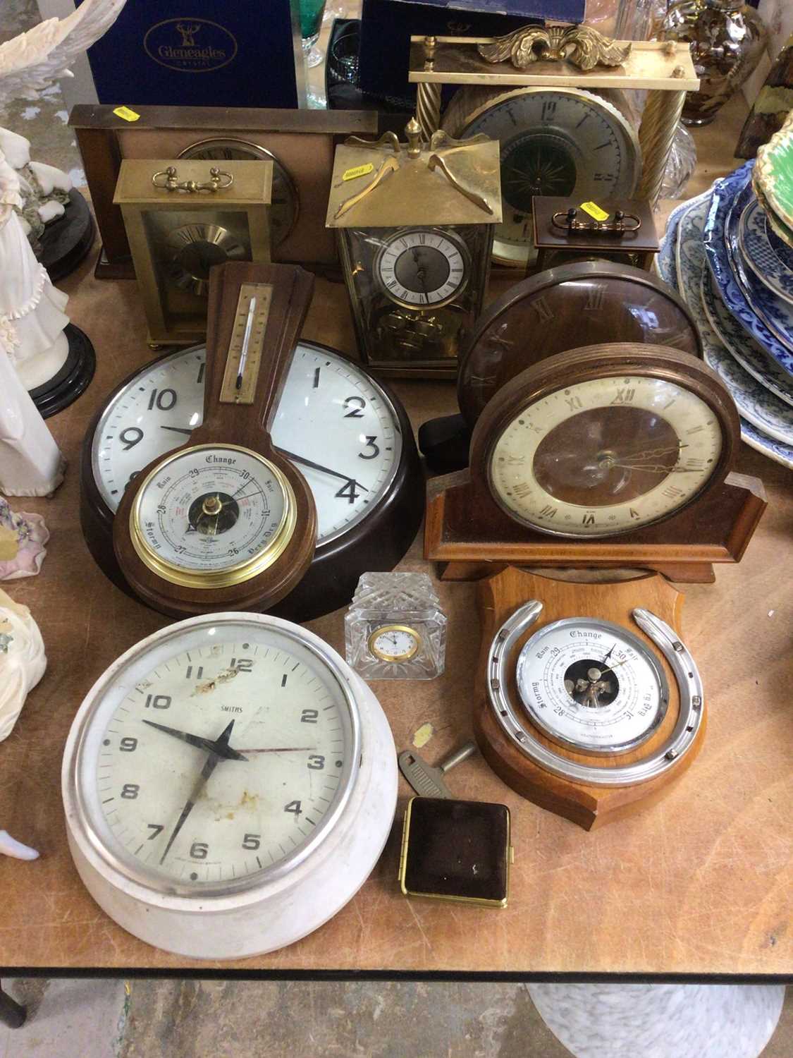 Group of assorted mantel clocks