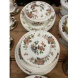 Wedgwood Eastern Flowers pattern eight place setting part dinner service, 38 pieces