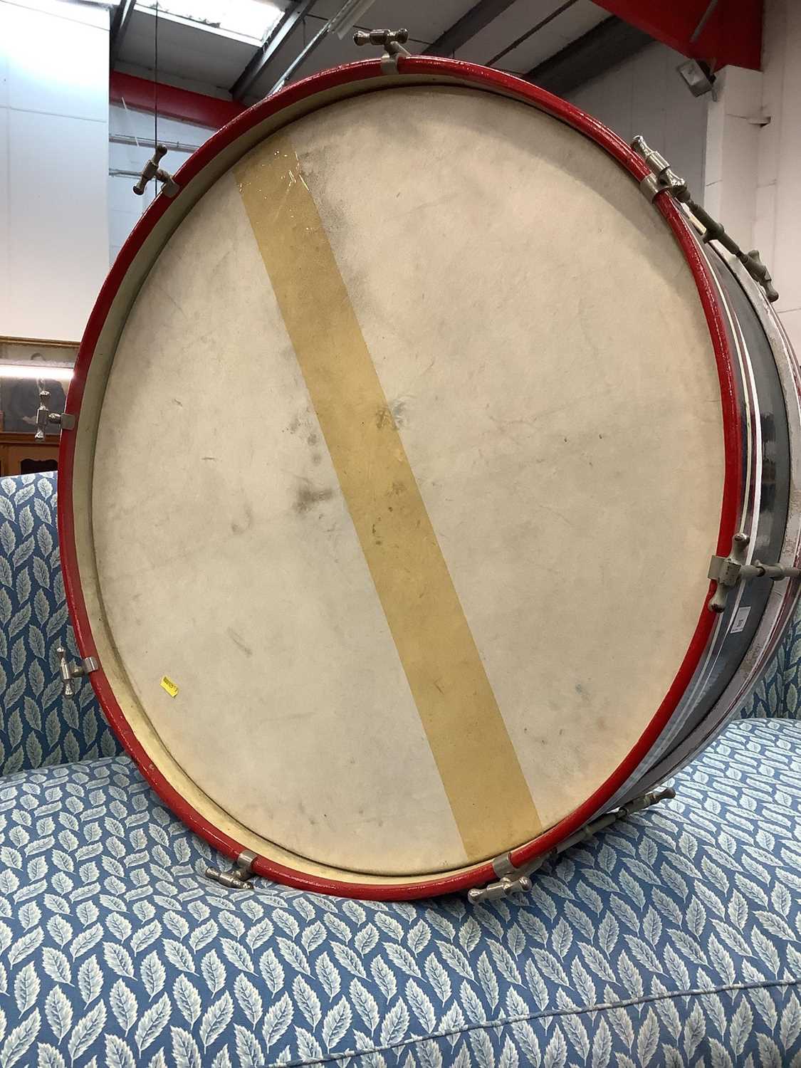 Vintage painted bass drum - Image 2 of 2