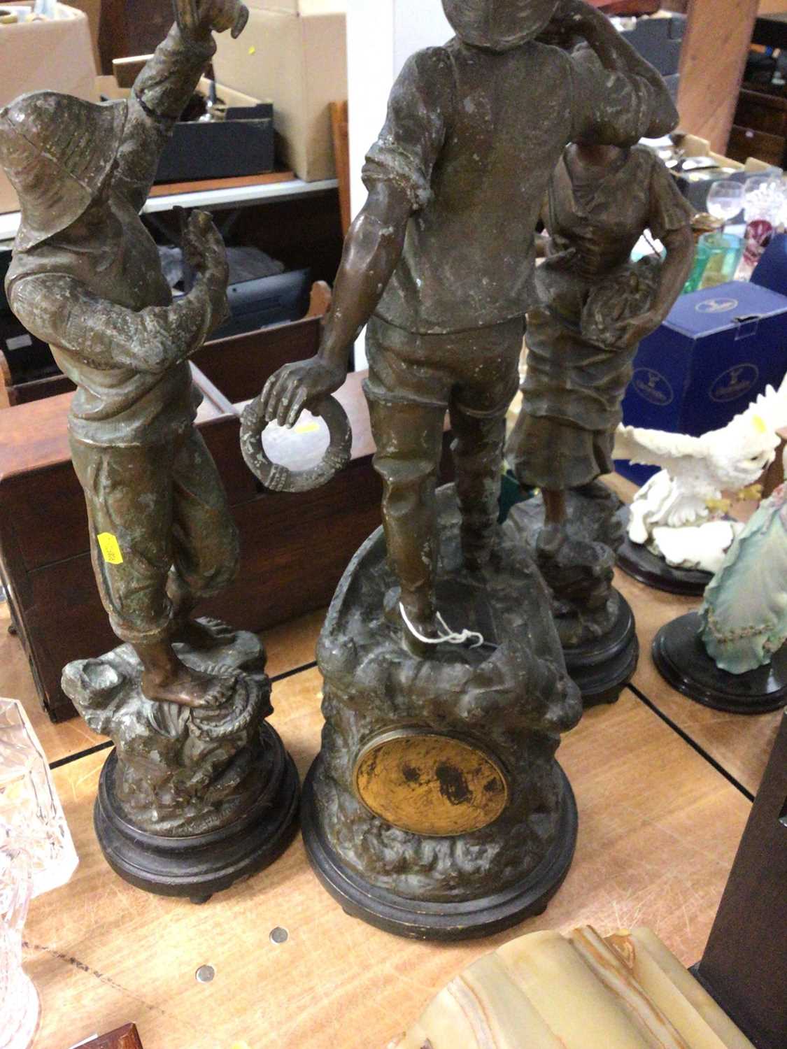 Large early 20th century spelter clock and garniture - Image 3 of 4