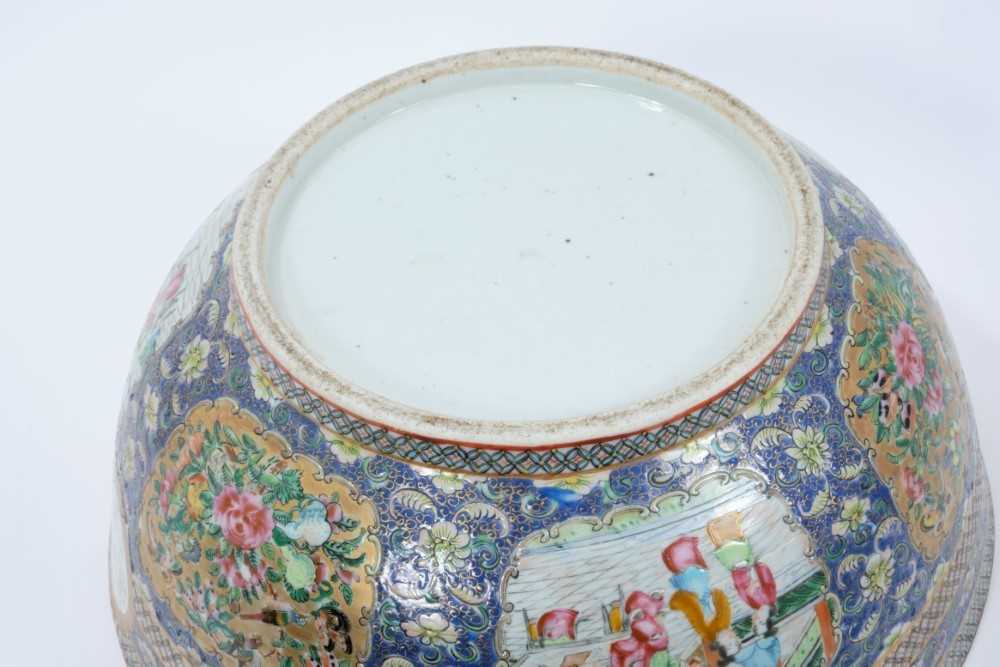 Early 19th century Chinese canton bowl for the Islamic market - Image 3 of 11