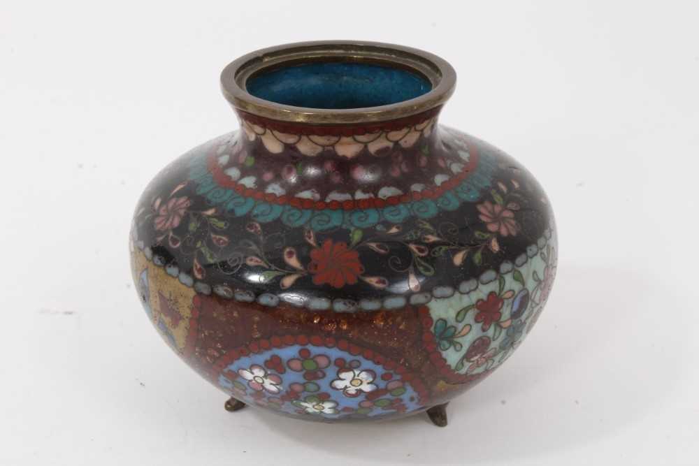 Japanese satsuma bowl and four pieces of cloisonné - Image 3 of 11