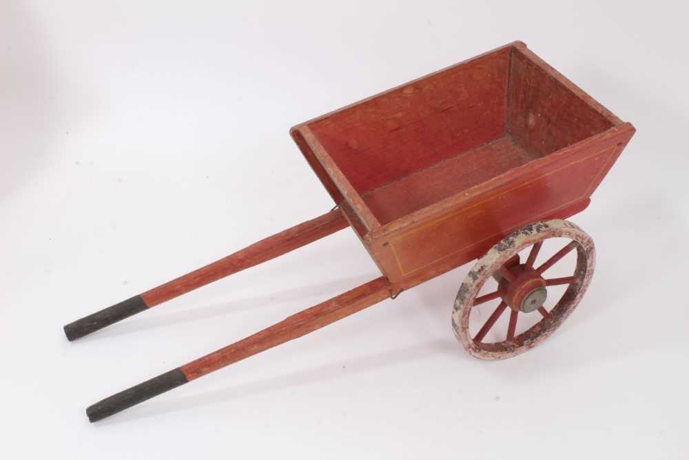 19th century folk art carved and painted wooden horse, cart and stable - Image 4 of 7
