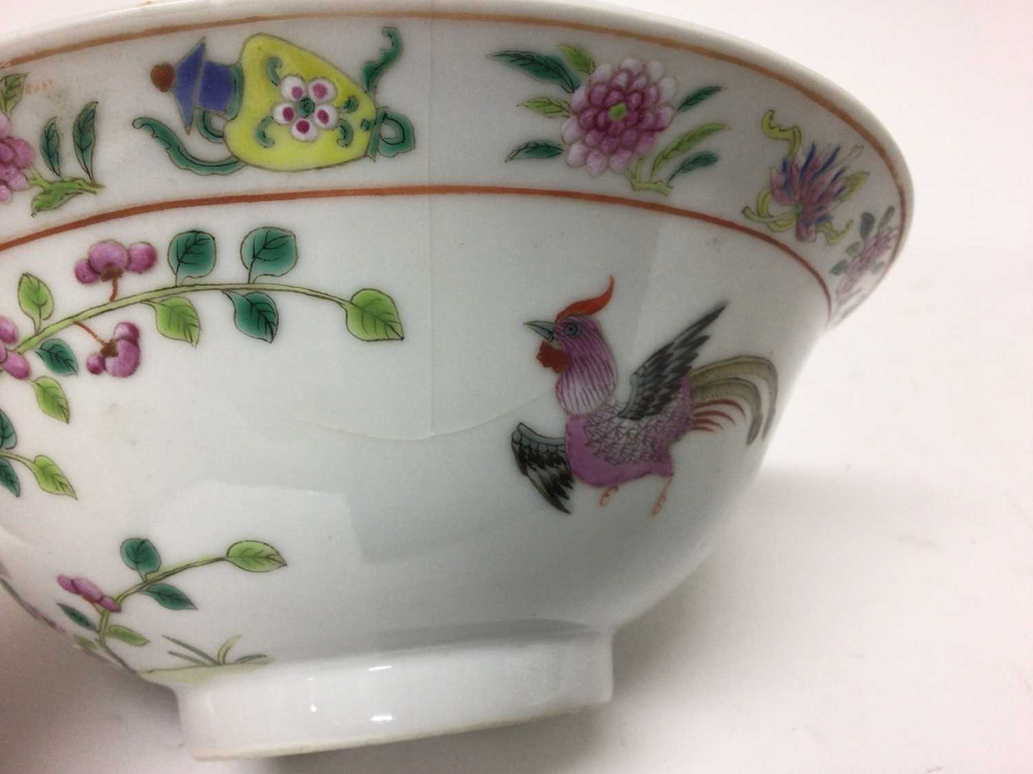 Pair of Chinese famille rose porcelain bowls, c.1900, decorated with tropical birds, flowers and aus - Image 7 of 9
