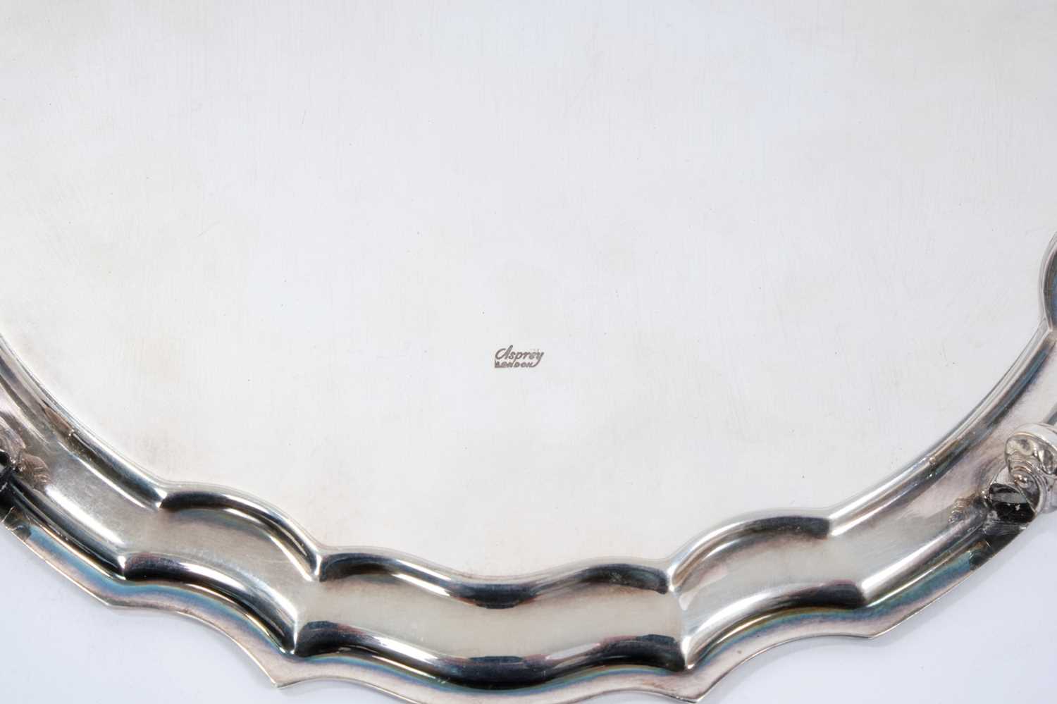 Contemporary silver salver with piecrust border on scroll feet, Asprey & Co Ltd London 1978 - Image 3 of 4