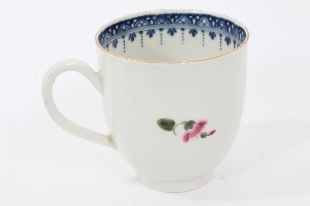 A Worcester coffee cup, a tea cup, a tea bowl in the Hibiscus pattern, and two Royal Lily pattern la - Image 6 of 13