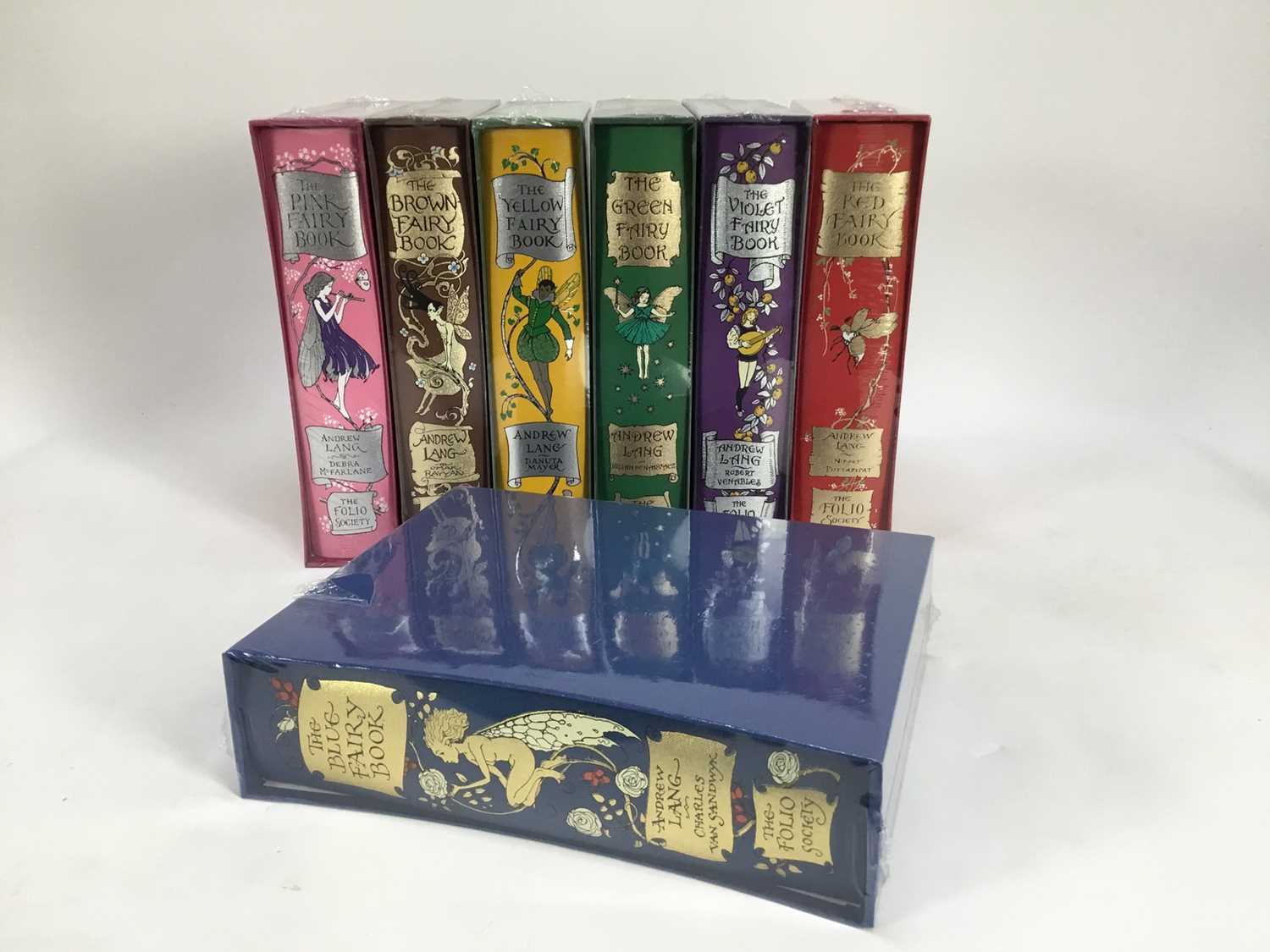 Seven Folio Society Rainbow Fairy Books by Andrew Lang, still sealed in original plastic wrapping - Image 3 of 7