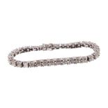 Diamond tennis bracelet with Princess cut diamonds in 18ct white gold setting, estimated total diamo