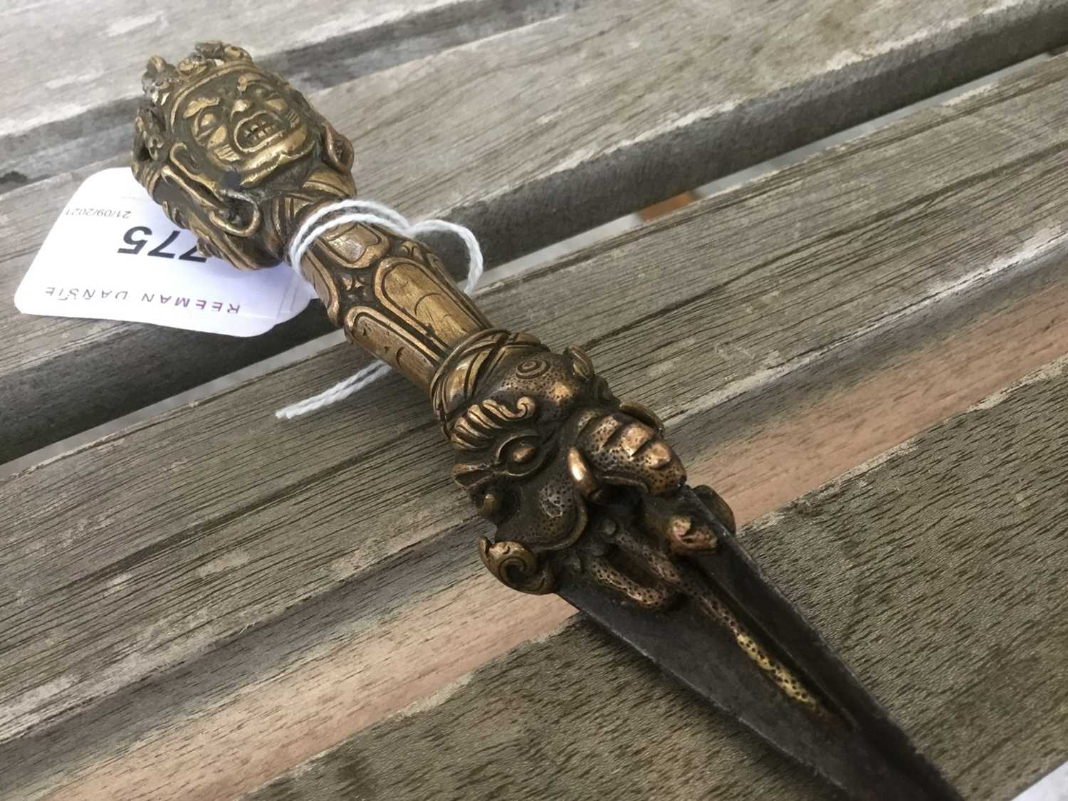 Fine quality antique Tibetan bronze ceremonial dagger - Image 11 of 13