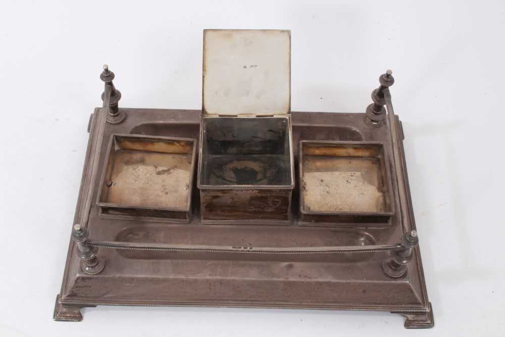 Victorian silver desk ink stand of rectangular form with a pair of silver mounted cut glass inkwells - Image 3 of 9