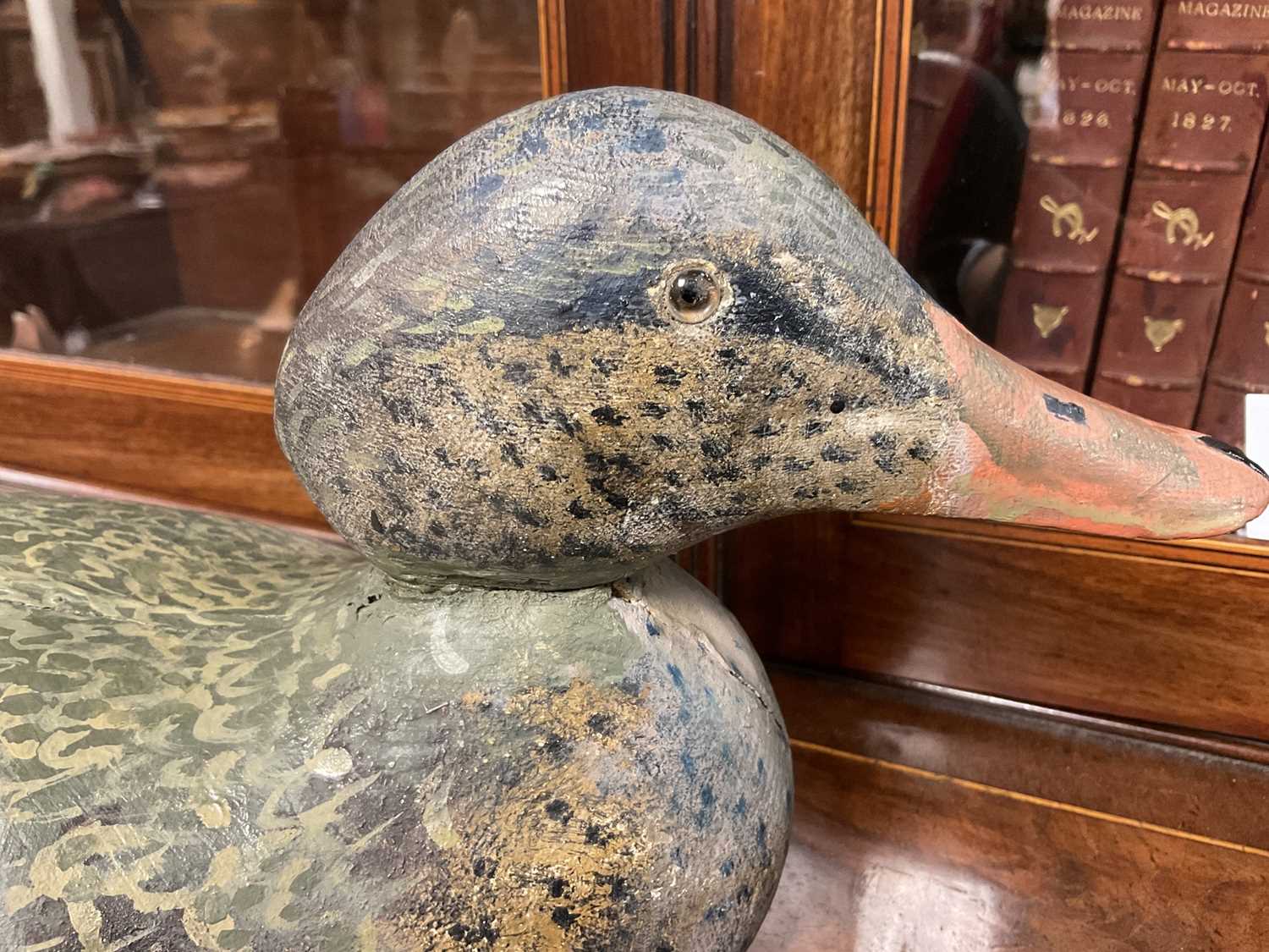 Painted wooden decoy duck - Image 4 of 8