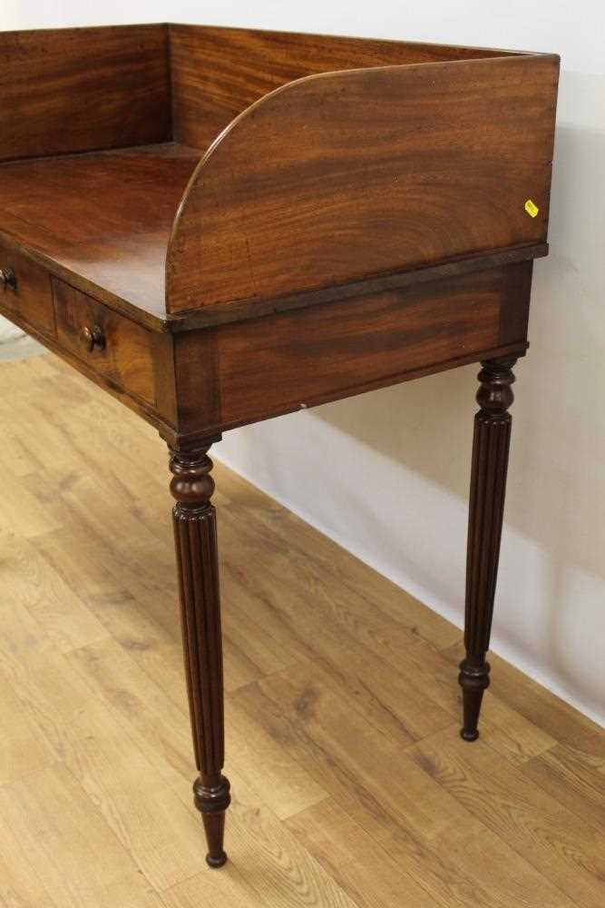 George IV mahogany washstand in the manner of Gillows - Image 4 of 5