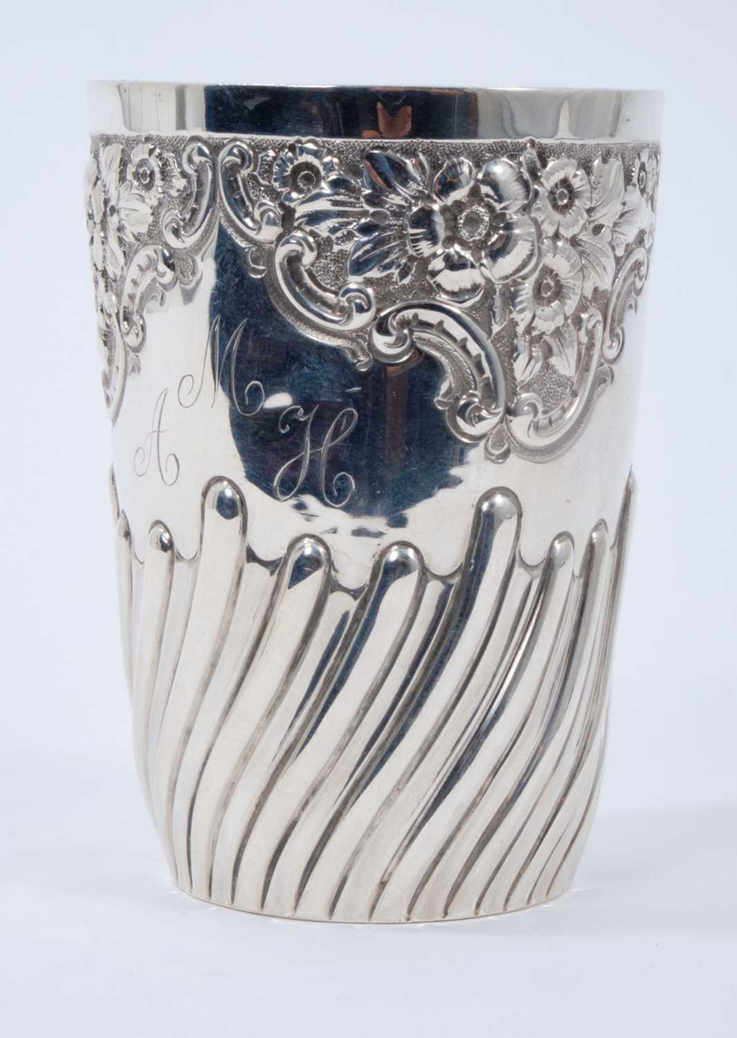 Victorian silver beaker with half fluted and embossed floral decoration - Image 2 of 2