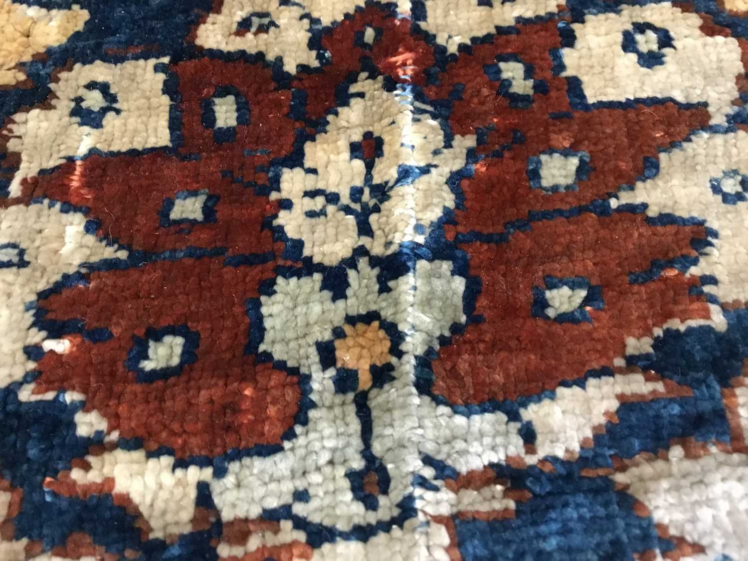 Fine 1920s Persian Heriz silk prayer rug, West Persia, 172cm x 129cm - Image 17 of 28
