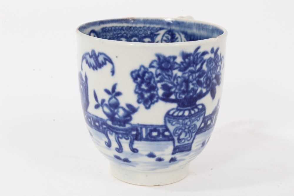 Worcester coffee cup, circa 1780, printed in blue with the Bat pattern, 5.75cm high - Image 2 of 6