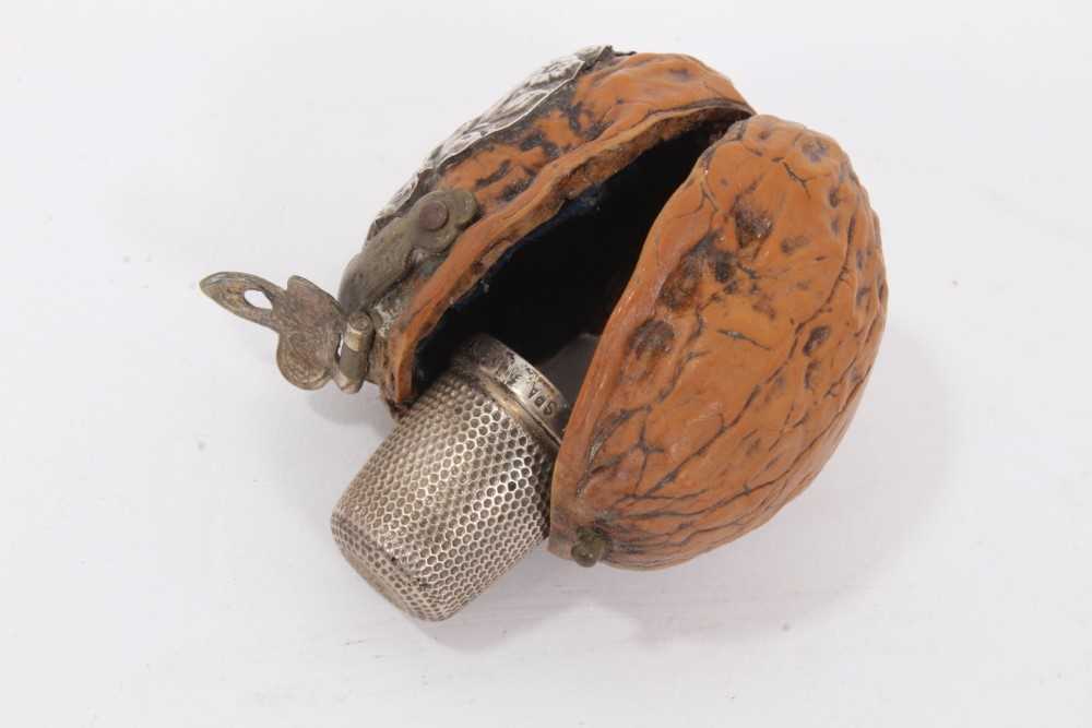 Collection of late 19th/early 20th century miscellaneous silver sewing and other items - Image 8 of 8