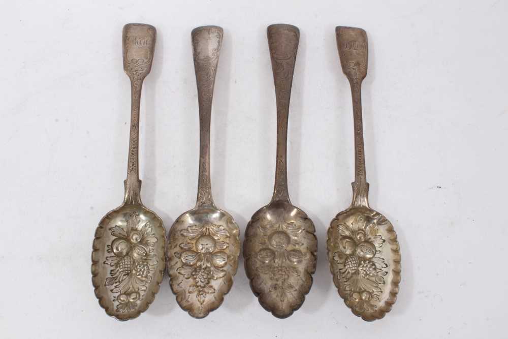 Two pairs Berry spoons