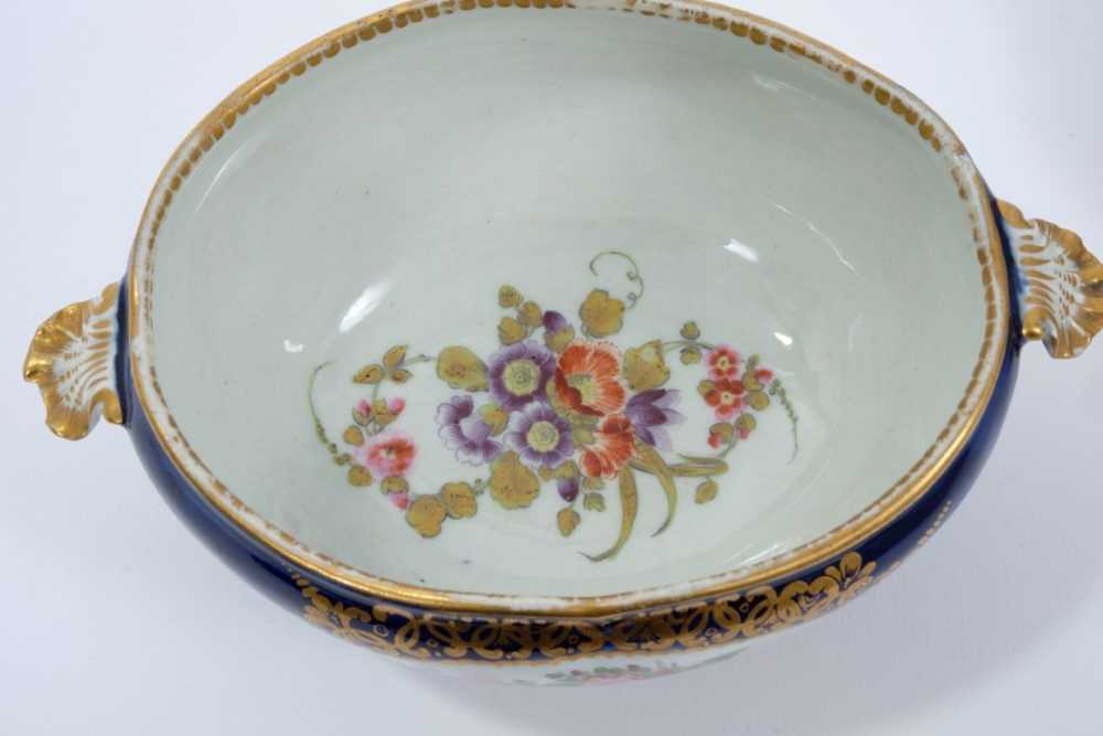 Worcester oval sauce tureen, cover and stand, circa 1772-75, polychrome painted with flowers on a co - Image 6 of 7