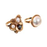 Two gold and cultured pearl dress rings, one with black, grey and white cultured pearls in 9ct gold