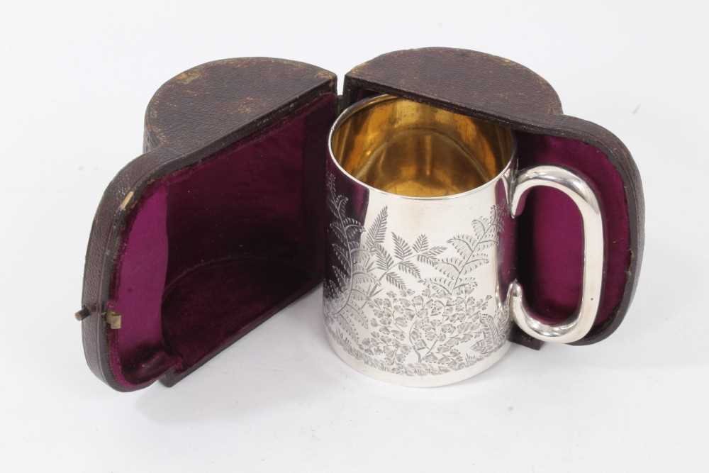 Victorian silver christening mug of tapered form, in its original case - Image 7 of 8