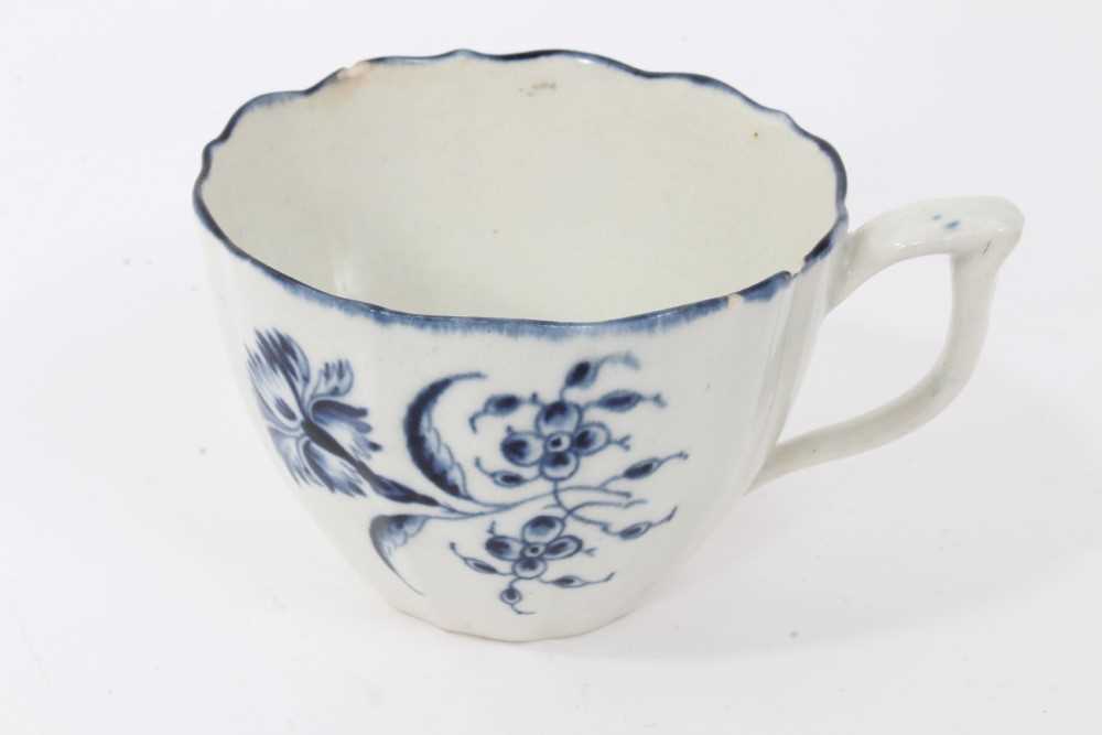 Rare Worcester blue and white teacup, a Caughley asparagus server and a Lowestoft blue and white sau - Image 6 of 10
