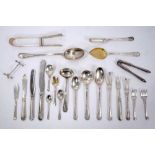 Edwardian silver canteen by Elkington & Co, approximately 166 oz of weighable silver