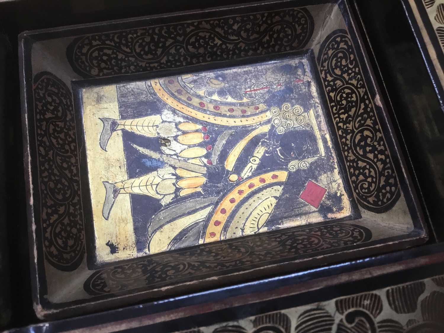 Early 19th century Chinese black lacquered box, mother-of-pearl gaming counters - Image 13 of 21