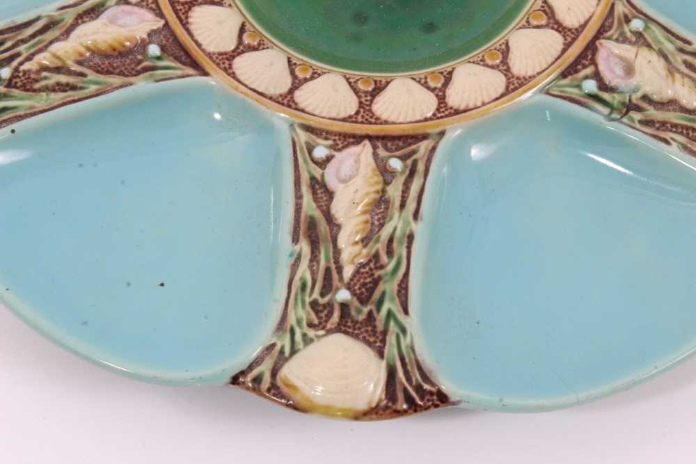Victorian Minton Majolica oyster plate - Image 2 of 4