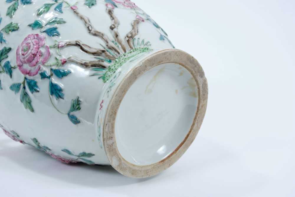 19th century Chinese polychrome vase - Image 3 of 3
