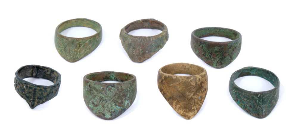 Good collection of Roman bronze archer's rings
