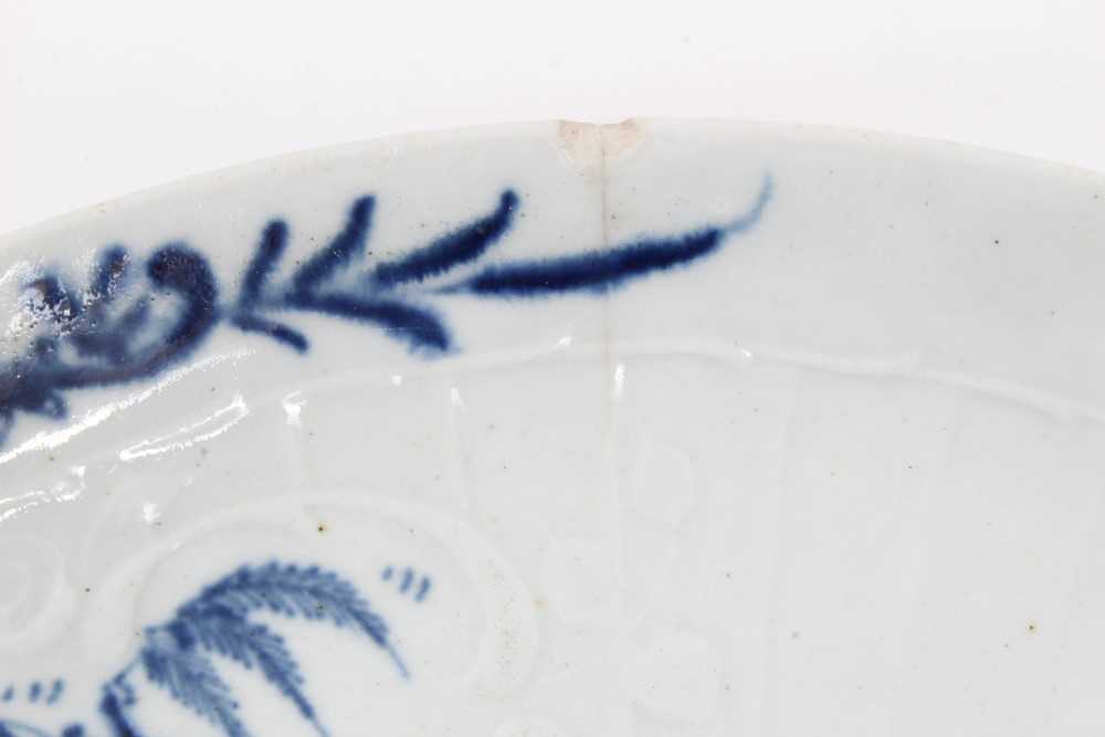 Worcester blue and white strap-fluted saucer dish, circa 1756, decorated with scrollwork panels cont - Image 6 of 9