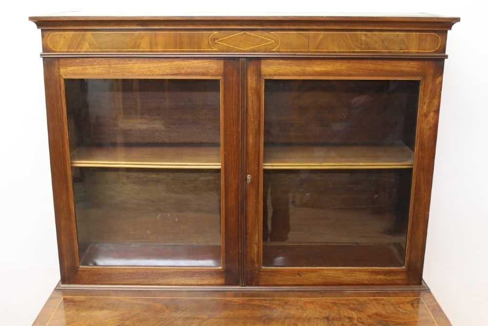 Good quality 19th century Sheraton revival vitrine cabinet on stand, the twin glazed doors enclosing - Image 2 of 7