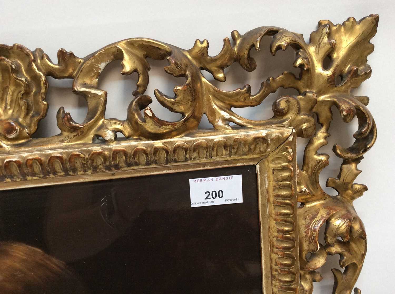 A fine 19th century Florentine carved and pierced gilt frame - Image 3 of 7
