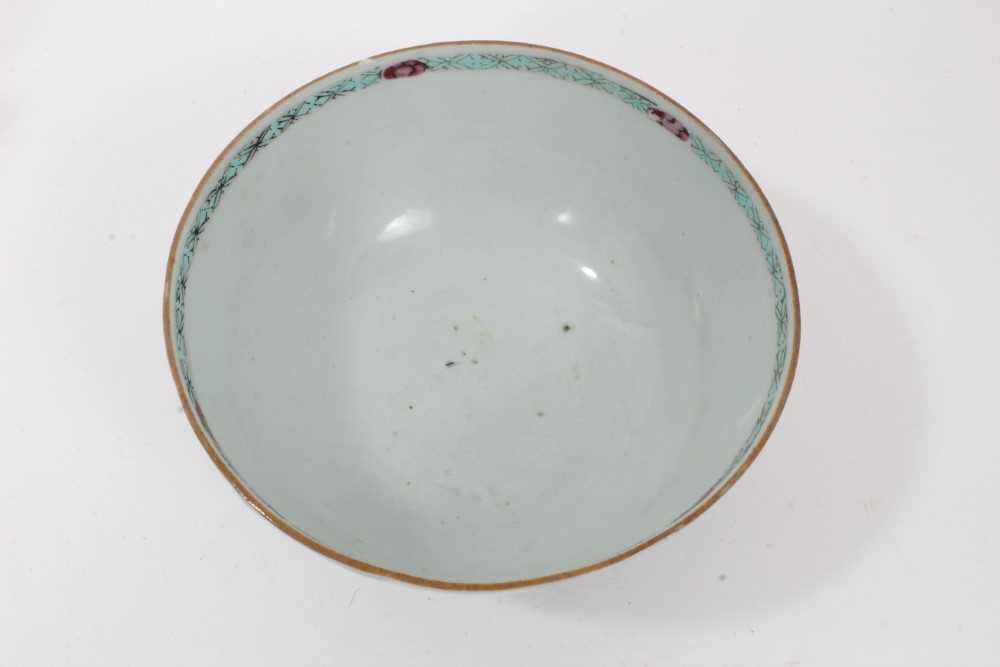 Chinese famille rose bowl and saucer, Qianlong period, the bowl decorated with landscape scenes, and - Image 5 of 10