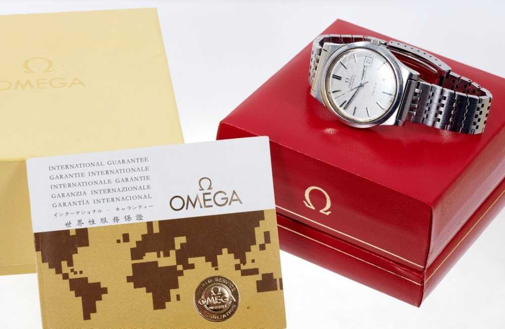 1970s Gentlemen's Omega Genève stainless steel wristwatch in box with original guarantee dated 1976 - Image 5 of 6