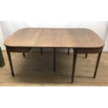 Early 19th century mahogany extending dining table