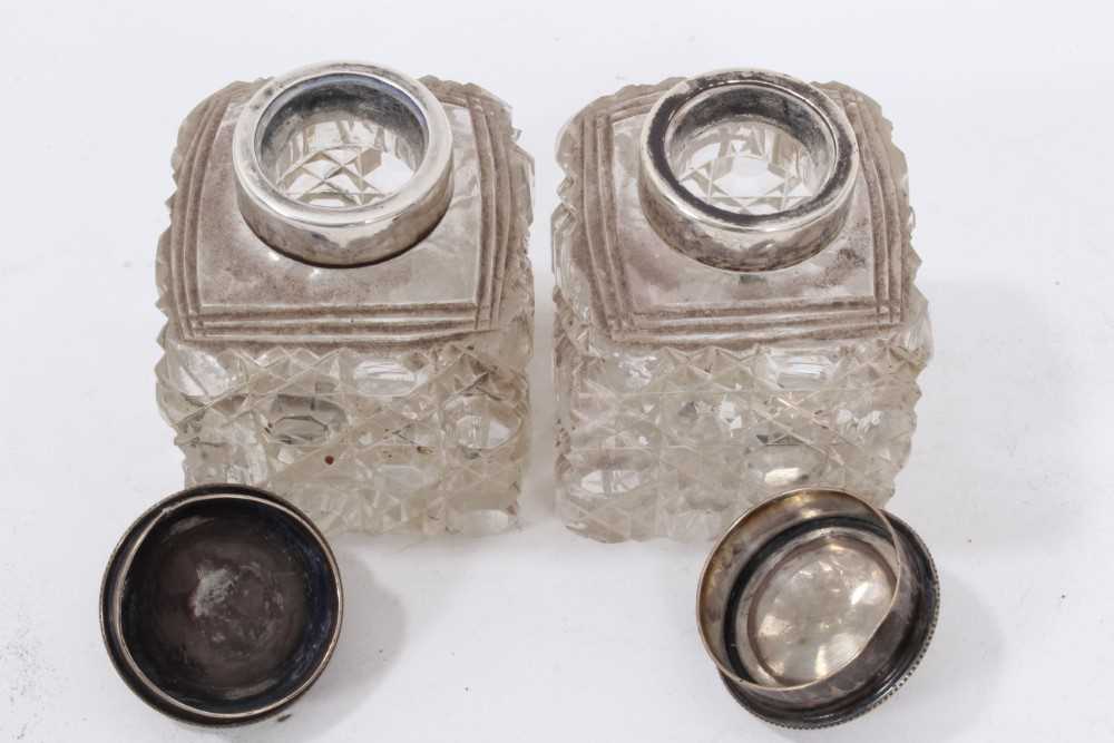 Victorian silver desk ink stand of rectangular form with a pair of silver mounted cut glass inkwells - Image 7 of 9